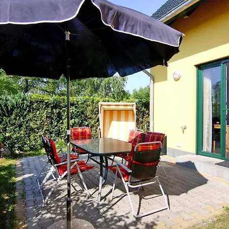 Dom wakacyjny Doppelhaushaelfte Am Hafen Von Neuendorf (Saal)