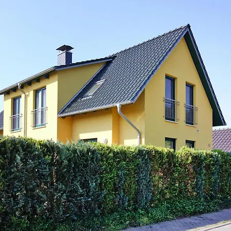 Semi-detached House With A View Of The Water At Neuendorf Harbor Holiday home