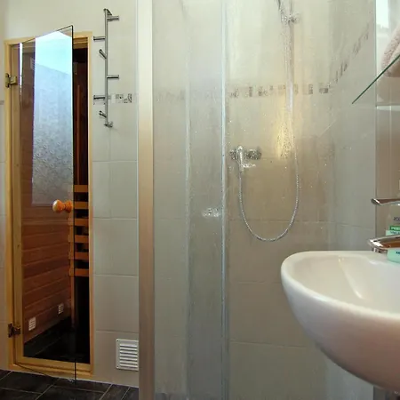 Doppelhaushaelfte Am Hafen Von Dom wakacyjny *