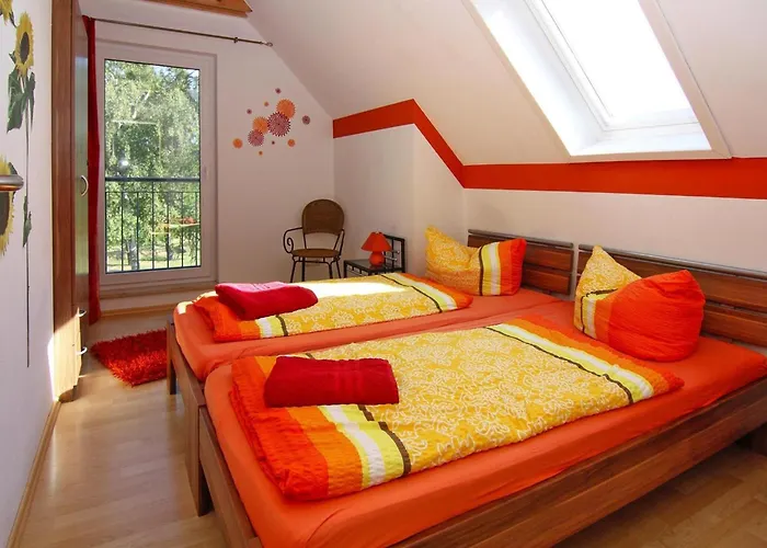 Semesterbostad Doppelhaushaelfte Am Hafen Von *